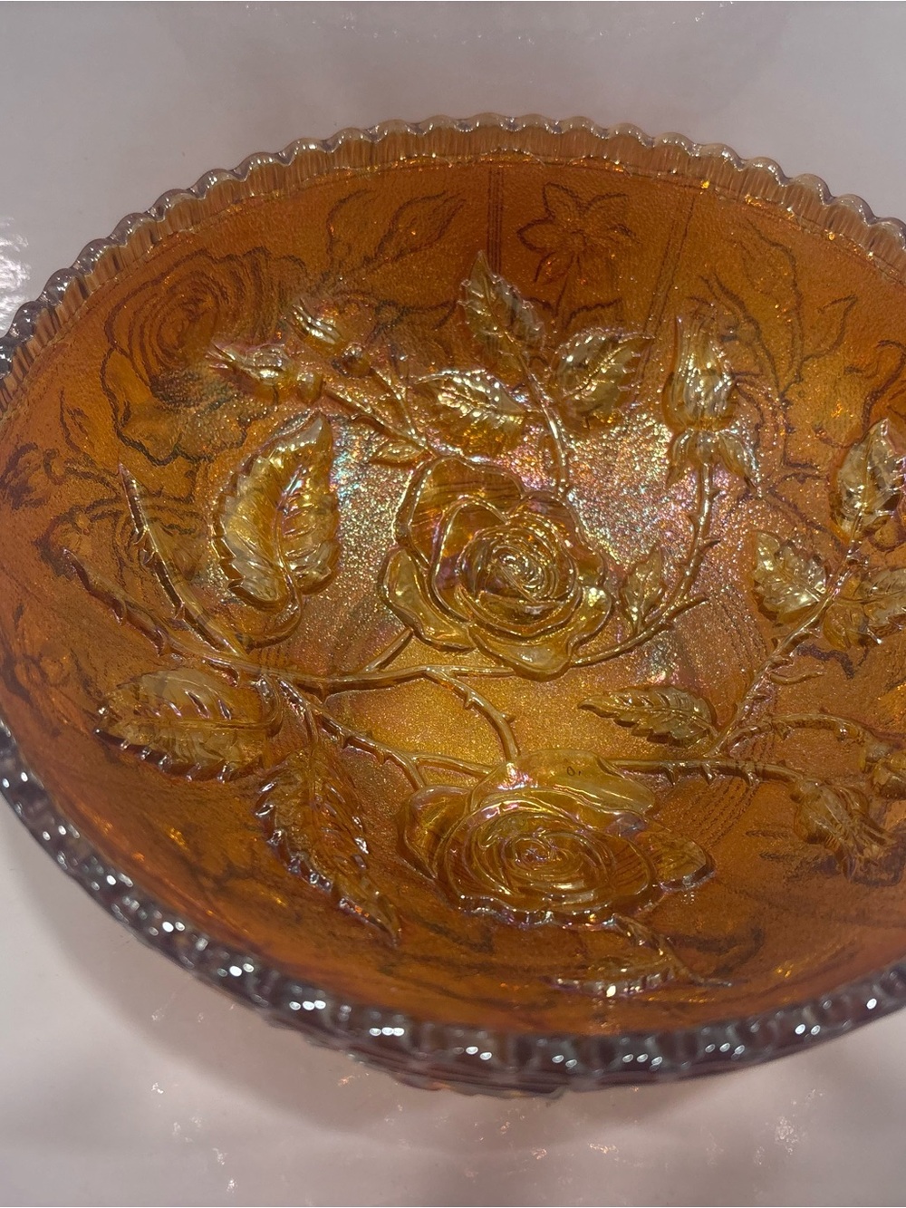 Vintage amber marigold carnival glass rose pattern serving bowl 8” iridescent - Picture 3 of 11